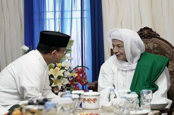 Melihat Potret Kemesraan Anies dengan Ulama Kharismatik