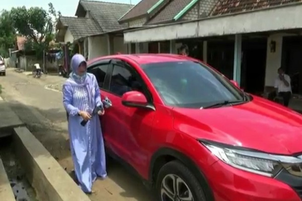 Siti Miliarder Baru di Sumur Geneng Tuban, Langsung Beli Mobil Baru Belajar Nyetir