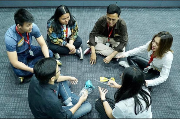 Kerja di Korporasi vs Startup: Mana yang Lebih Asyik?
