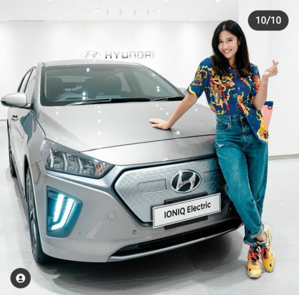 Makin Asyik, 3 Bulan Hubungan Mesra Dian Sastro dan Hyundai Ioniq