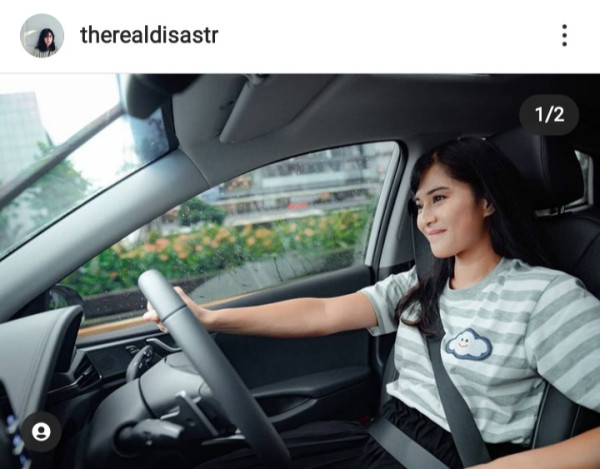 Makin Asyik, 3 Bulan Hubungan Mesra Dian Sastro dan Hyundai Ioniq