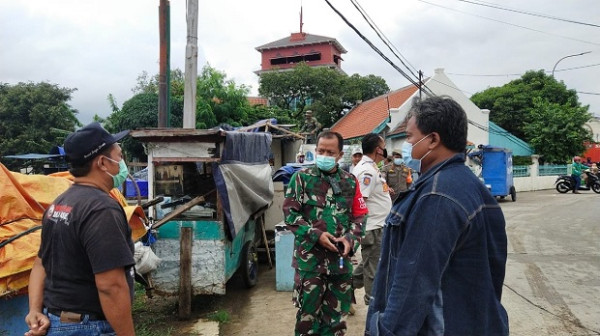 Ketahuan Buang Sampah Sembarangan, Penyedia Jasa Angkut Sampah Ilegal Didenda Rp5 Juta