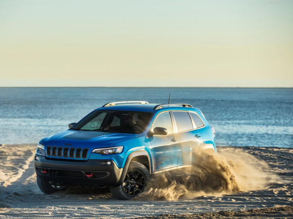 Suku Indian Cherokee Minta Jeep Copot Nama Cherokee