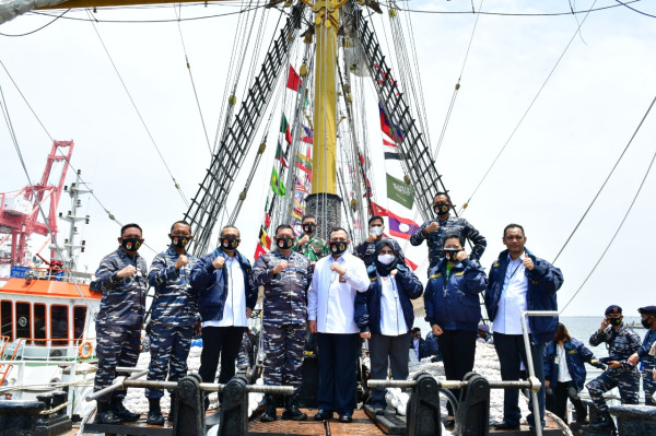 KPK Serahkan Barang Rampasan Negara Senilai Rp55,8 Miliar ke TNI AL