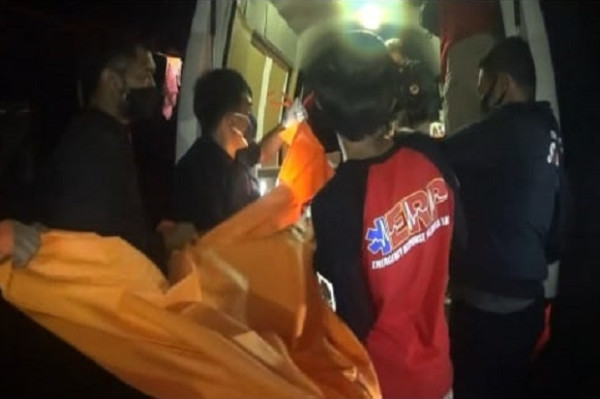 Palangkaraya Gempar, Usai Cekcok Istri Ditemukan Tewas Bersibah Darah dan Suami Gantung Diri