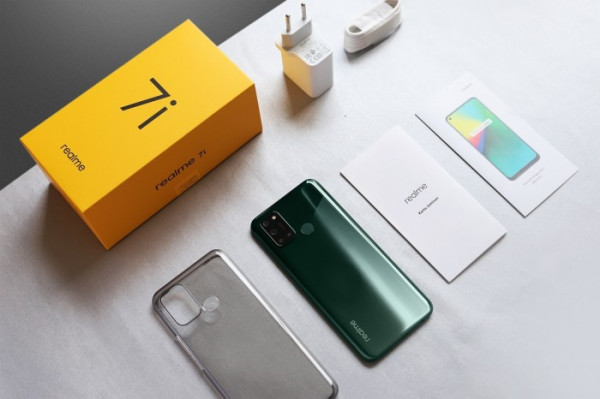 Super Kece, realme 7 Series Bikin Anak Muda Bangga Menggunakannya