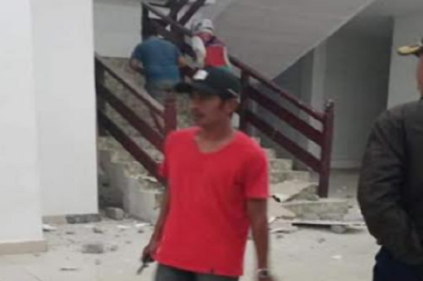 Gempa M5,2 di Halmahera Selatan, Minimarket Porak Poranda, Pasien RSUD Dievakuasi