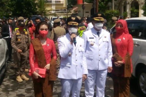 Selvi Ananda Cantik Pakai Kebaya Merah, Ini Pesan Gibran