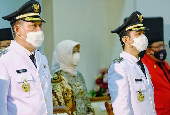 Gibran Rakabuming Tampil Kekinian saat Dilantik Jadi Wali Kota Solo