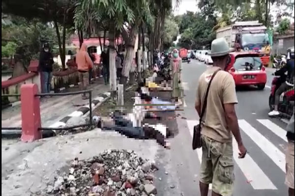 Kecelakaan Maut Gemparkan Kediri, Mobil Off Road Hantam 3 Pemotor, 2 Tewas Seketika