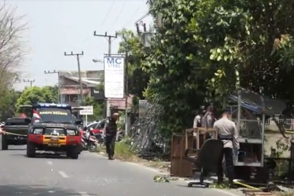Banda Aceh Gempar, Benda Diduga Bom Meledak di Depan Rumah