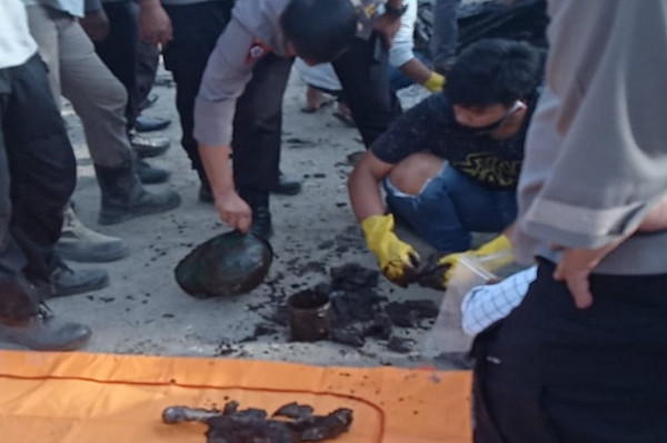 Tulang Manusia Ditemukan di Mobil Pikap Misterius yang Terkubur di Kanal