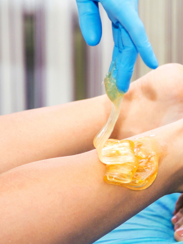 Waxing vs Sugaring, Ini yang Perlu Diketahui Sebelum Mencoba