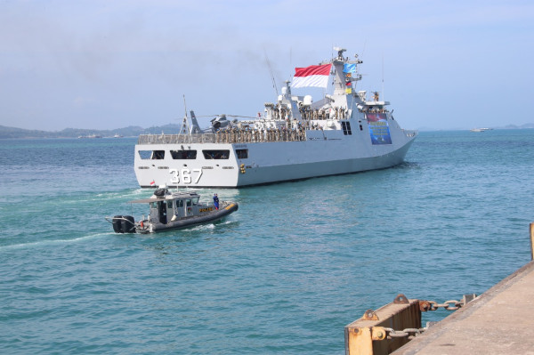 Cegah Penyelundupan Senjata, KRI Sultan Iskandar Muda Patroli di Perairan Lebanon