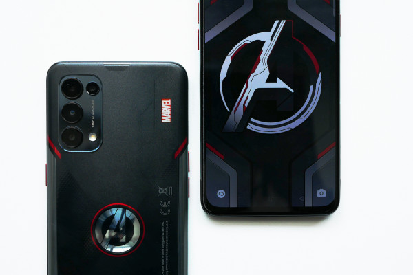 OPPO Reno5 Marvel Avengers Edition Punya Logo “A” di Belakang