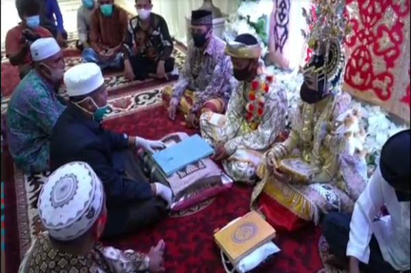 Pasangan Pelajar SMP yang Gemparkan Buton Selatan Resmi Jalani Pernikahan Dini