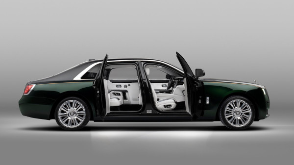 Rolls-Royce Ghost Meluncur di Indonesia, Apa Saja Istimewanya?