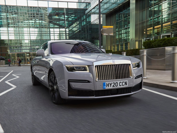 Rolls-Royce Ghost Meluncur di Indonesia, Apa Saja Istimewanya?