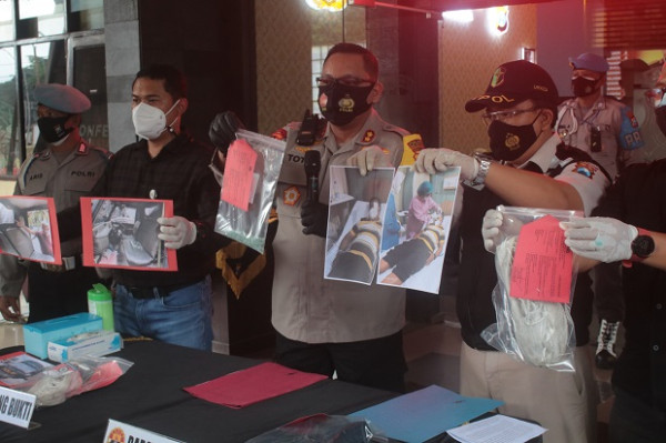 Demonstran Tendang Kaca Truk, 1 Anggota Polresta Malang Kota Terancam Buta