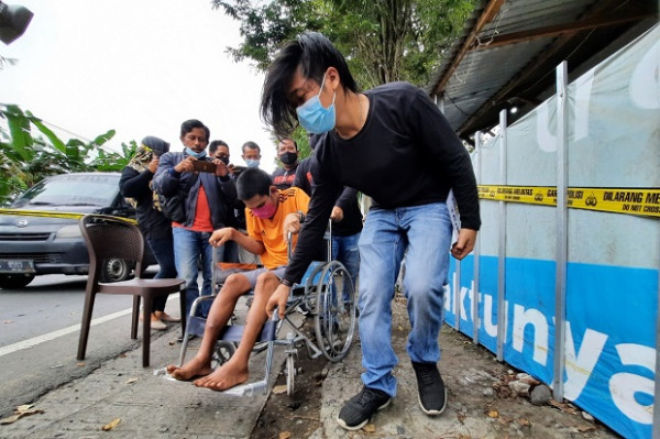Janda Seksi Terapis Pijat Tewas oleh 2 Tusukan Mematikan Wanto Saat Berhubungan Seks