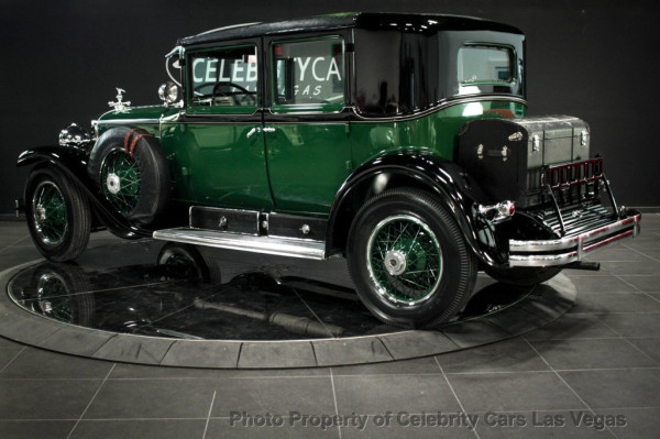 Keunikan Mobil Antipeluru Milik Gengster Legendaris Al Capone