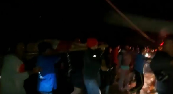 Dramatis, Evakuasi Penumpang Bus yang Terjun ke Jurang Sedalam 25 Meter di Sumedang