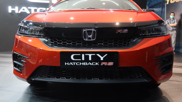 Alasan Gampang Sekali Jatuh Cinta Pada Eksterior Honda City Hatchback RS