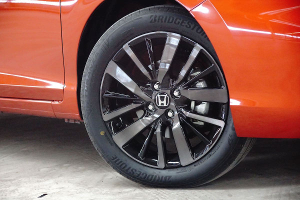 Alasan Gampang Sekali Jatuh Cinta Pada Eksterior Honda City Hatchback RS