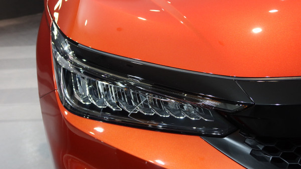 Alasan Gampang Sekali Jatuh Cinta Pada Eksterior Honda City Hatchback RS