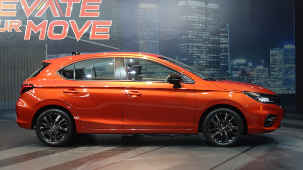 Alasan Gampang Sekali Jatuh Cinta Pada Eksterior Honda City Hatchback RS