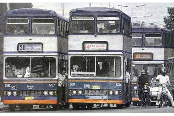 Nostalgia Ketika Bus Tingkat Merajai Jakarta, Ngak Miring Ngak Asyik