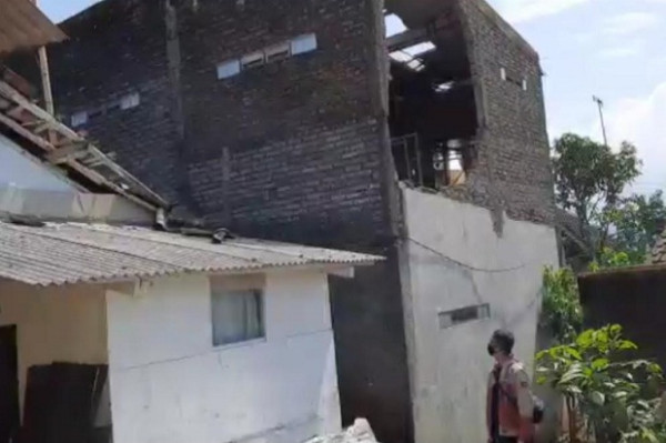 Puluhan Rumah di Tasikmalaya Rusak Disapu Angin Puting Beliung