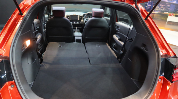 Terlalu Lega, Kabin Honda City Hatchback RS Bisa Diubah Jadi Kasur
