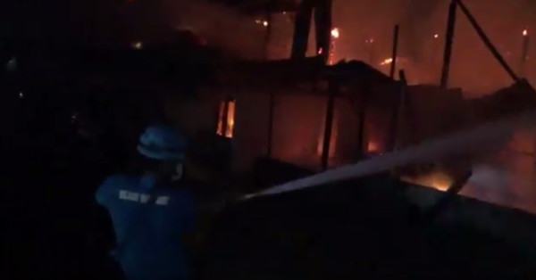 5 Rumah di Pemukiman Padat Penduduk Ludes Terbakar