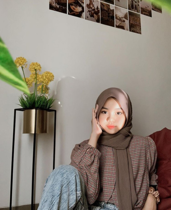 5 Tren Warna Gaya Pasmina Plisket untuk 2021
