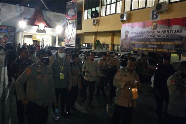 Tak Lulus Seleksi Sekolah Inspektur, Puluhan Anggota Polisi Lakukan Protes di Polda Papua