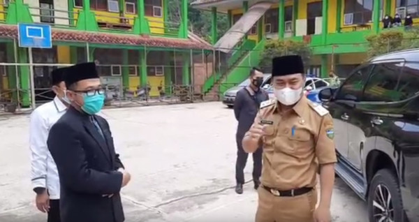 Klaster Pondok Pesantren Kembali Muncul di Tasikmalaya, Belasan Santriwati Positif COVID-19