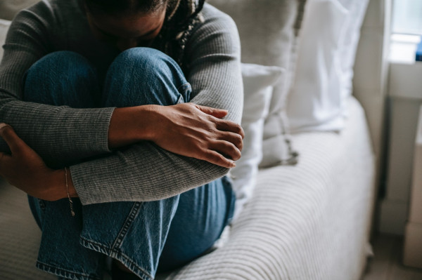 Daripada Selingkuh atau Ghosting, Ini 8 Langkah Putusin Pacar dengan Cara Baik-Baik