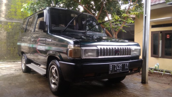 Punya Uang Rp30 Jutaan, Ini Daftar Mobil Bekas yang Bisa Anda Miliki
