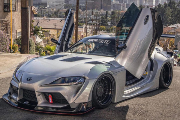 Vertical Door Siapkan Pintu Lamborghini Buat Toyota Supra