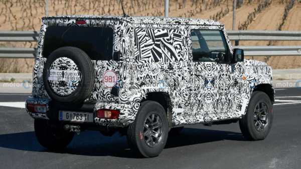 Suzuki Jimny Versi Lebih Panjang Terlihat Berkeliaran di Jalan