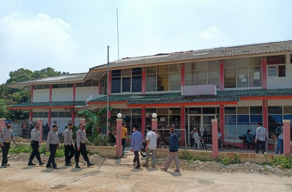 Pagar Beton Itu Akhirnya Roboh, Warga: Alhamdulillah, Anak-anak Bisa Mengaji Lagi