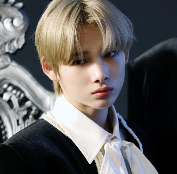 7 Idol K-Pop Beken yang Pernah Menjadi Penari Latar Artis Lainnya