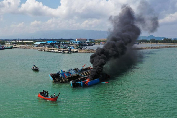 Terlibat Pidana Perikanan, Kejagung Eksekusi Dua Kapal Asing Asal Malaysia