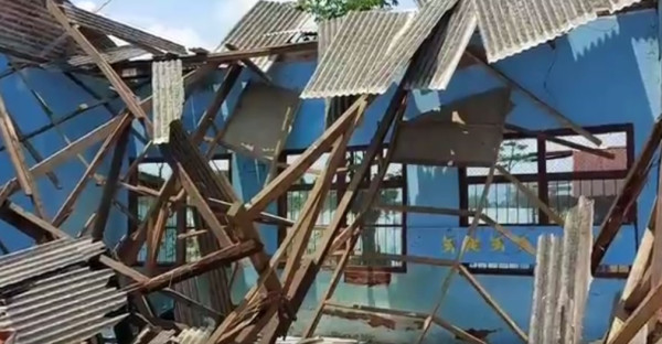 Memprihatinkan, 3 Ruang Kelas SD di Pasuruan Porakporanda