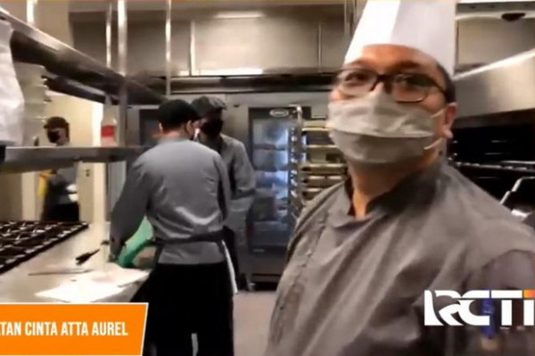 Makanan ala Timur Tengah Tersaji di Acara Pengajian Aurel Hermansyah