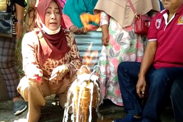 Penampakan Air dan Api Menyatu di Lereng Lawu, Warga: Isyarat Langsung dari Tuhan