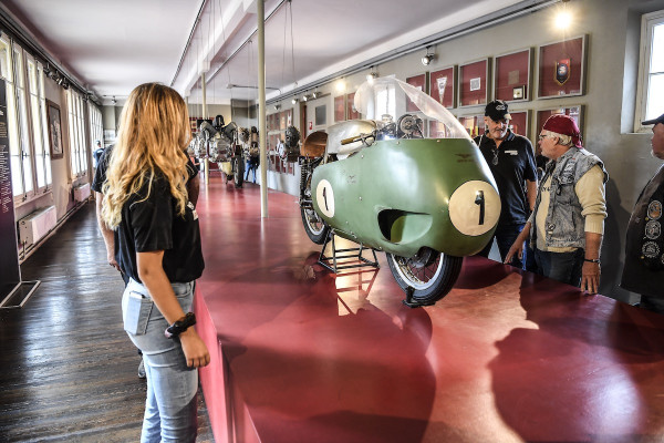 Berusia Satu Abad, Inilah 7 Fakta Legenda Brand Italia Moto Guzzi