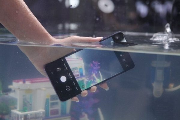 Tips Foto Bawah Air Menggunakan Kamera 64 MP Samsung Galaxy A72