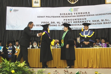 Kelebihan dan Kekurangan Memilih Program Politeknik